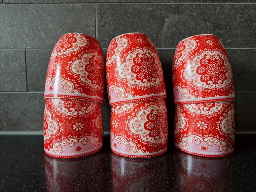 Mokken Room Seven servies, Huis en Inrichting, Keuken | Servies, Gebruikt, Ophalen of Verzenden, Overige stijlen, Kop(pen) en/of Schotel(s)