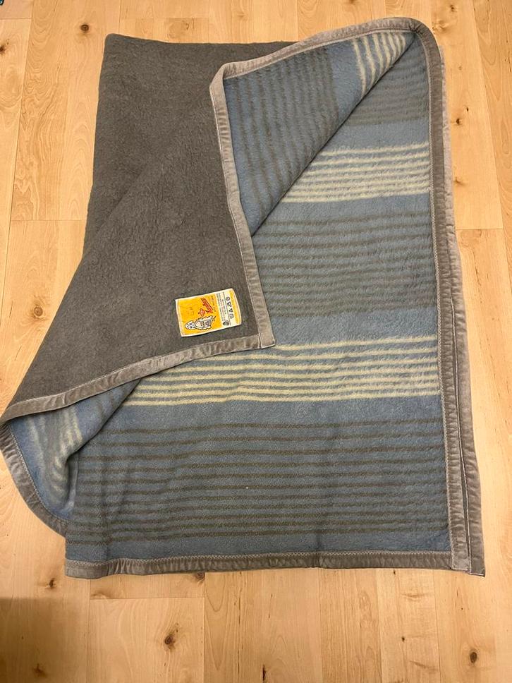 Wollen Plaid / Woondeken 140x200, Huis en Inrichting, Woonaccessoires | Plaids en Woondekens, Zo goed als nieuw, Ophalen of Verzenden