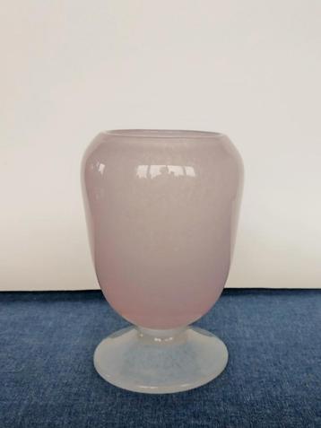 Vaas DutZ beschikbaar voor biedingen