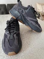 Yeezy Adidas Boost 700 maat 42, Kleding | Heren, Schoenen, Ophalen of Verzenden, Zo goed als nieuw, Adidas, Sportschoenen