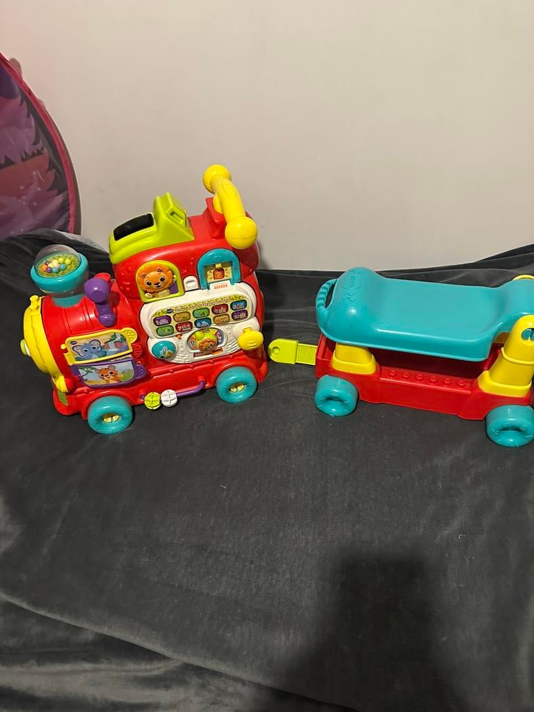 V tech locomotief, Kinderen en Baby's, Speelgoed | Vtech, Ophalen of Verzenden, Zo goed als nieuw, 6 maanden tot 2 jaar