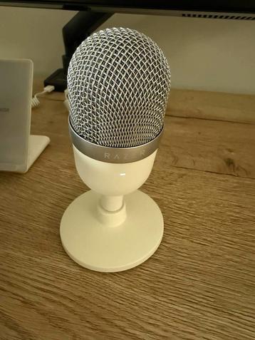 Razer Seiren Mini Microfoon - Wit beschikbaar voor biedingen