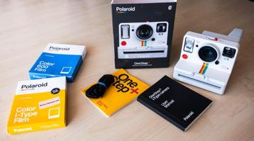 Polaroid camera OneStep+ (wit) & 2 pakjes film (over datum) beschikbaar voor biedingen