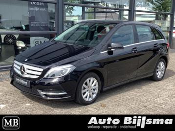 Mercedes B-klasse 180 Ambition Automaat, cruise, xenon, park beschikbaar voor biedingen