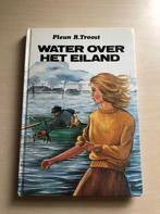 Water over het eiland door Pleun R. troost, Boeken, Streekboeken en Streekromans, Ophalen of Verzenden