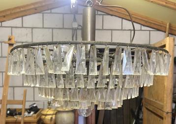 Mid century kroonluchter met 4 rijen bellen en 9 lichtpunten beschikbaar voor biedingen