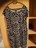 Jurk van Moq maat 44 travelstof, Kleding | Dames, Jurken, Moq, Verzenden, Zo goed als nieuw, Maat 42/44 (L)
