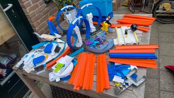 Hotwheels zeercompleet racebaan beschikbaar voor biedingen