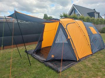 Funcamp Tunneltent koepeltent 4 personen luifel en voorruim beschikbaar voor biedingen