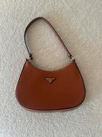 Nieuw bruine look a like Prada handtas / schoudertas, Ophalen of Verzenden, Zo goed als nieuw, Bruin, Handtas