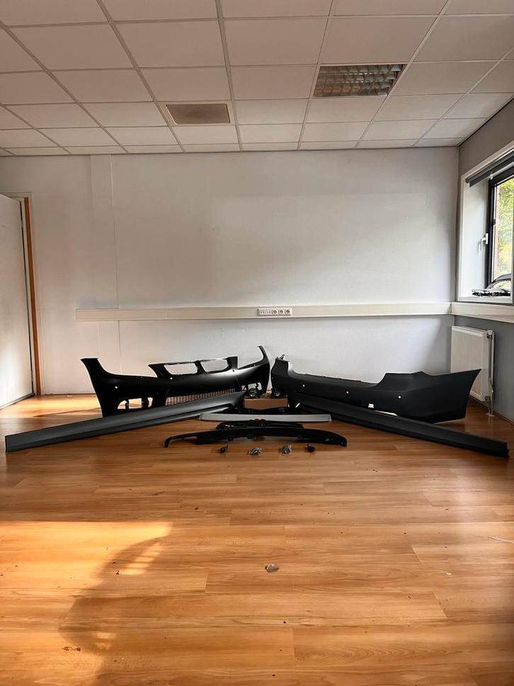 BMW 3 serie E90 LCI M-Pakket - Nieuw, Auto-onderdelen, Carrosserie en Plaatwerk, Bumper, BMW, Voor, Gebruikt, Ophalen of Verzenden