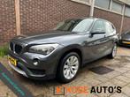 BMW X1 SDrive18i AUTOMAAT, LEDEREN BEKLEDING, MEMORY STOELEN, 4 cilinders, Parkeersensor, Leder, Bedrijf