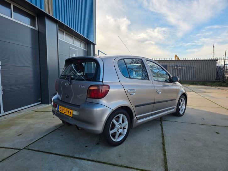 Toyota Yaris 1.5 16V Vvti 5DR T Sport 2003 Grijs, Auto's, Toyota, Particulier, Yaris, ABS, Airbags, Airconditioning, Boordcomputer