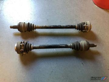 Bmw E90 steekas E91 aandrijfas links en rechts 3serie as e92 beschikbaar voor biedingen