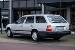 Mercedes-Benz E-Klasse 300TE ( W124 ) (bj 1988, automaat), Auto's, Automaat, 188 pk, Stof, Zwart
