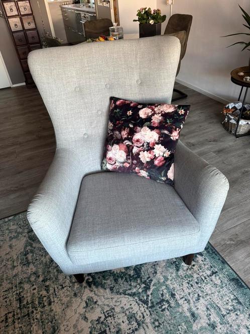 Grijze stoffen fauteuil, Huis en Inrichting, Fauteuils, Zo goed als nieuw, 75 tot 100 cm, Ophalen