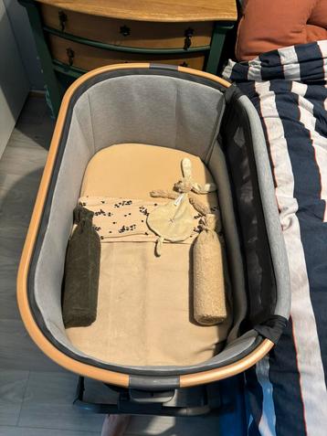 Co-Sleeper Maxi Cosi Iora beschikbaar voor biedingen
