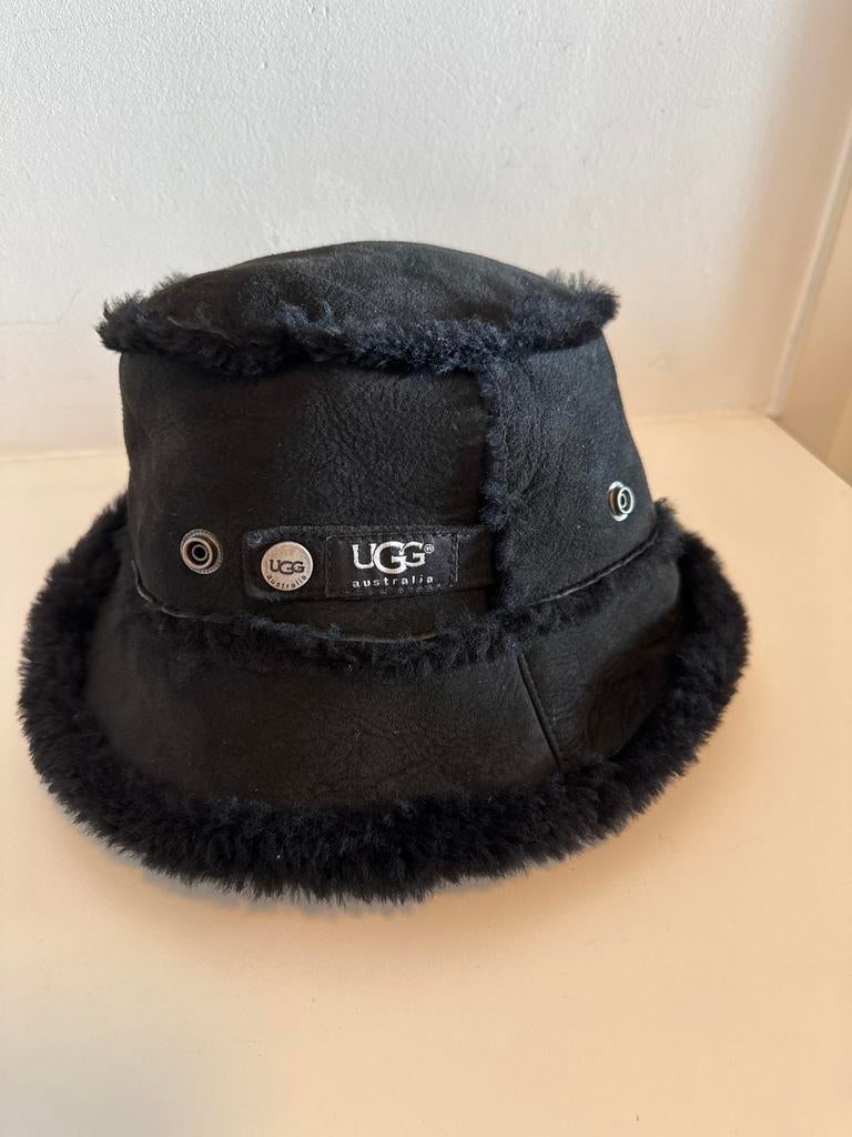 Ugg Buckethat - Zwart - 1x Gedragen, Ophalen of Verzenden, Zo goed als nieuw, One size fits all, Hoed