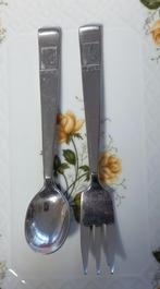 Set van (thee)lepeltje en (gebaks)vorkje,  Sola, "Victoria", Antiek en Kunst, Curiosa en Brocante, Ophalen of Verzenden
