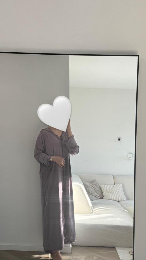 Marokkaanse djellaba met randa - Nieuw, Kleding | Dames, Gelegenheidskleding, Nieuw, Overige typen, Maat 36 (S), Paars, Ophalen of Verzenden