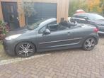 Peugeot 207 1.6 16V Turbo CC 2010 Cabrio, Auto's, Peugeot, Voorwielaandrijving, 74 €/maand, Zwart, Cabriolet