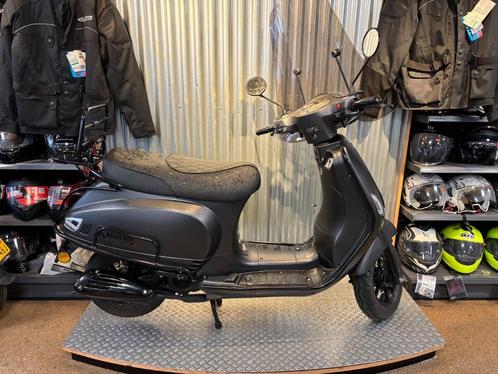Marengo V-line nieuwstaat (25km), Fietsen en Brommers, Snorfietsen en Snorscooters, Zo goed als nieuw, Overige merken, Benzine