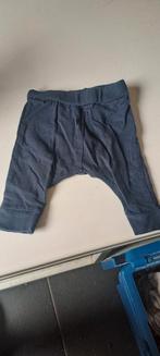 Broekje maat 44, Kinderen en Baby's, Babykleding | Prematuur, Broekje, Jongetje of Meisje, Ophalen of Verzenden, Zo goed als nieuw