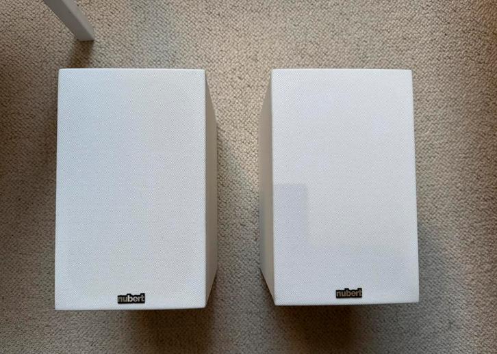 Te koop Nubert nuBox 313 luidsprekers, Audio, Tv en Foto, Luidsprekers, Zo goed als nieuw, Front, Rear of Stereo speakers, 120 watt of meer