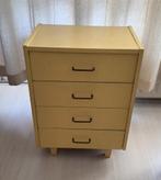 Geel Houten Ladenkastje jaren '80, Huis en Inrichting, Kasten | Ladekasten, Ophalen, Minder dan 50 cm, Gebruikt, 3 of 4 laden