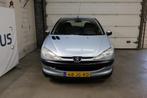 Peugeot 206 1.4 Gentry NAP 1e eigenaar Airco APK, Voorwielaandrijving, 4 cilinders, Metallic lak, Origineel Nederlands