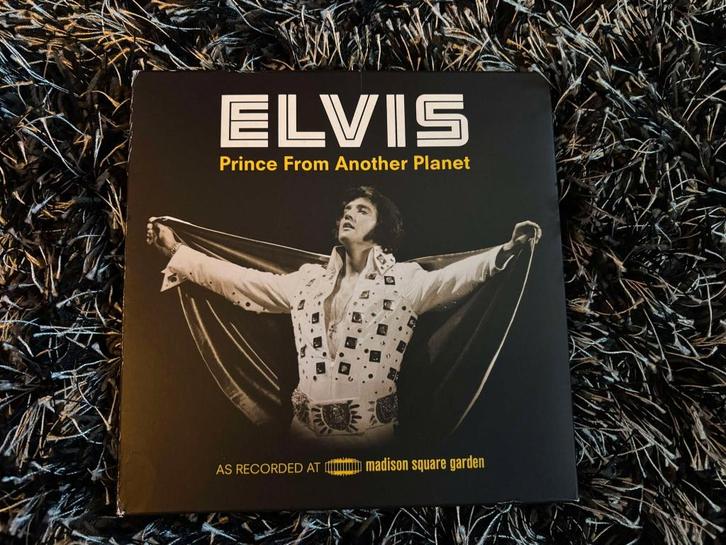 Elvis 2CD/DVD boxset - Prince from another planet (Legacy), Cd's en Dvd's, Dvd's | Muziek en Concerten, Zo goed als nieuw, Muziek en Concerten