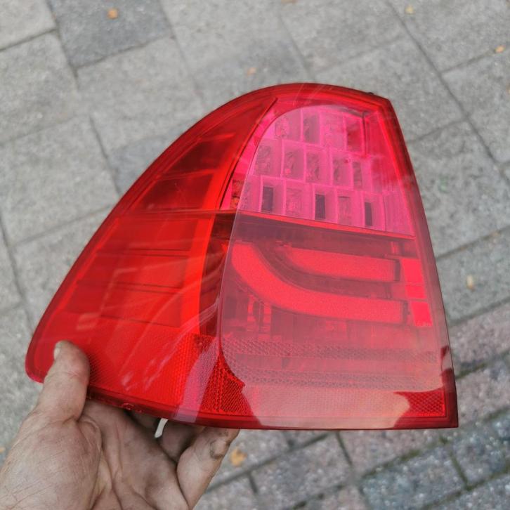 BMW E91 LCI Achterlicht Links Buiten, Auto-onderdelen, Verlichting, BMW, Gebruikt, Ophalen of Verzenden