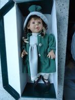 Pop in nostalgische kleding. Irene Pastor Valero. NIEUW    L, Ophalen, Nieuw, Pop