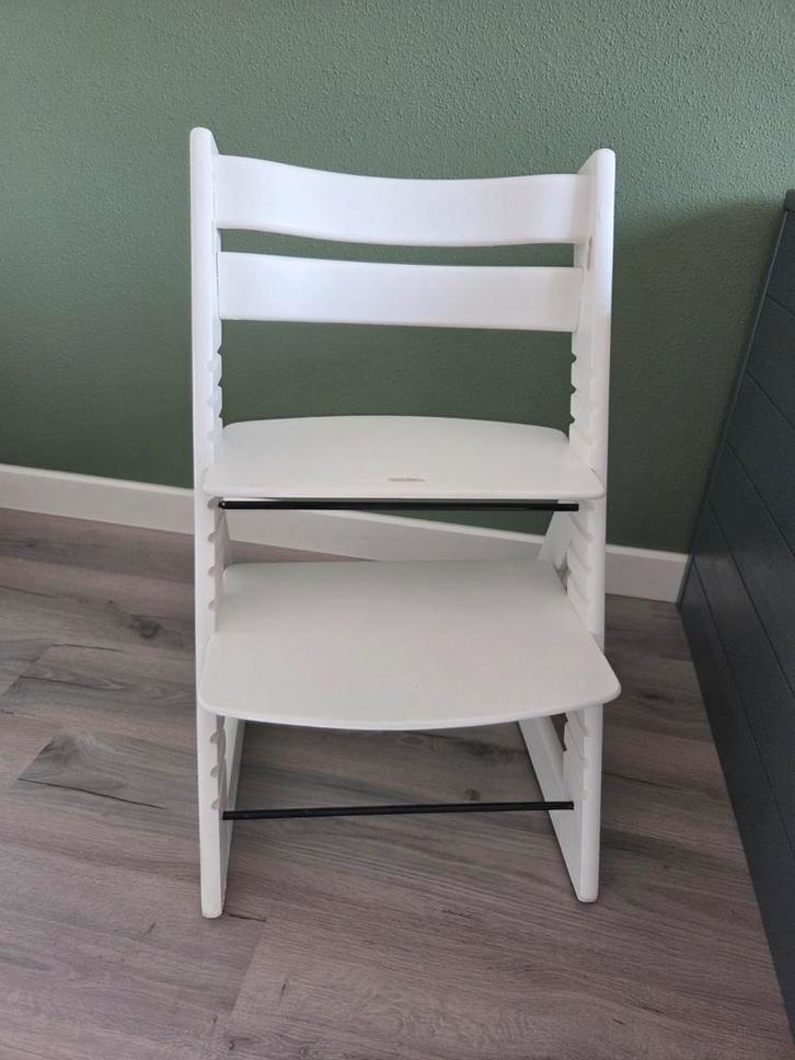 Tripp Trapp Stoel - Opnieuw Geschilderd, Kinderen en Baby's, Kinderstoelen, Gebruikt, Meegroeistoel, Ophalen