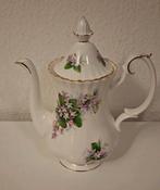 Royal albert May flower koffiepot, Ophalen of Verzenden