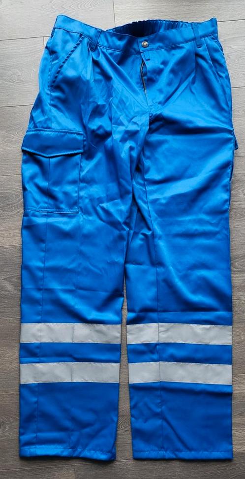 EHBO broek Cobalt blauw met reflectie strepen (maat 58), Hobby en Vrije tijd, Overige Hobby en Vrije tijd, Nieuw, Ophalen of Verzenden