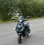 Piaggio Zip Scooter - 2021 - Laag Km - Jaguar Groen, Fietsen en Brommers, Scooters | Piaggio, Ophalen, Zip, Zo goed als nieuw