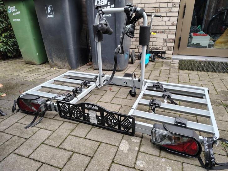 Eufab fietsendrager 4 fietsen, Auto diversen, Fietsendragers, Zo goed als nieuw, Trekhaakdrager, 3 fietsen of meer, Elektrische fiets