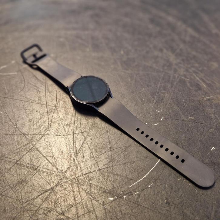 Samsung Galaxy 6 40mm Smartwatch - In Nette Staat, Telecommunicatie, Mobiele telefoons | Samsung, Zo goed als nieuw