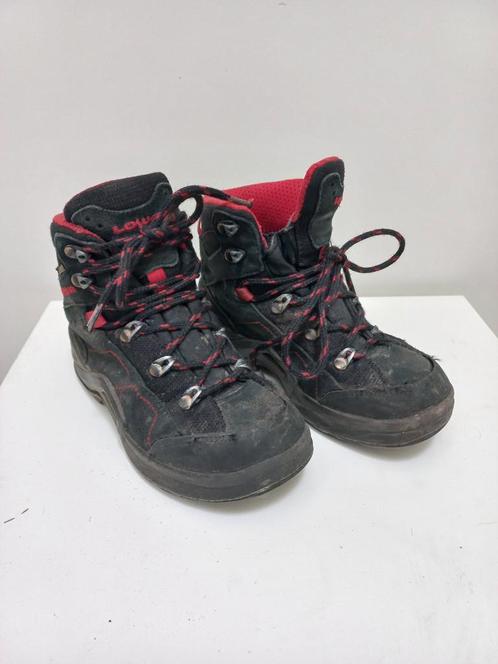 Lowa wandelschoenen mt 30, Sport en Fitness, Bergsport en Wandelen, Gebruikt, Schoenen, Ophalen of Verzenden