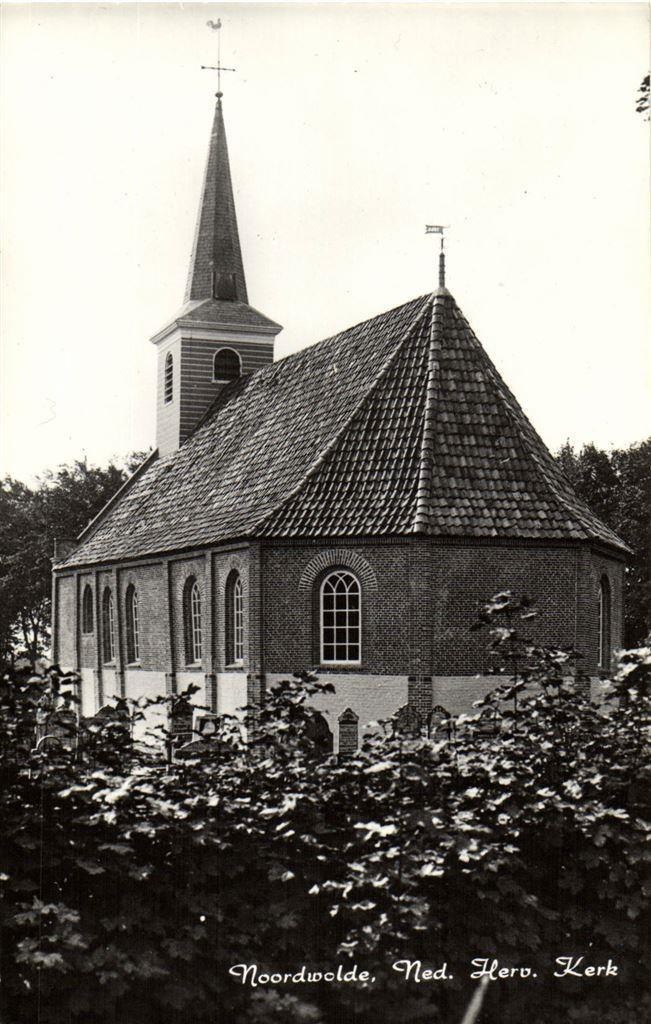 Noordwolde, Ned. Herv. Kerk - ongelopen, Verzamelen, Ansichtkaarten | Nederland, Ongelopen, Noord-Brabant, Voor 1920, Ophalen of Verzenden