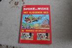 124 Suske en Wiske. Het Vliegende Bed + Raadsels, Spelletjes, Eén stripboek, Ophalen of Verzenden, Gelezen