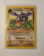 POKEMON - Aerodactyl - FIRST EDITION - Fossil - 16/62, Ophalen of Verzenden, Gebruikt, Losse kaart, Foil