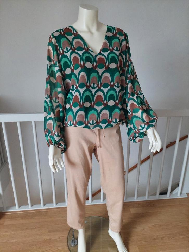 Blouse groen geografisch Paprika Maat 3 nieuwstaat, Kleding | Dames, Blouses en Tunieken, Nieuw, Maat 46/48 (XL) of groter, Groen