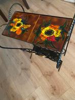 Vintage krantenbak met twee tegeltjes, Minder dan 50 cm, Gebruikt, 50 tot 75 cm, Vintage