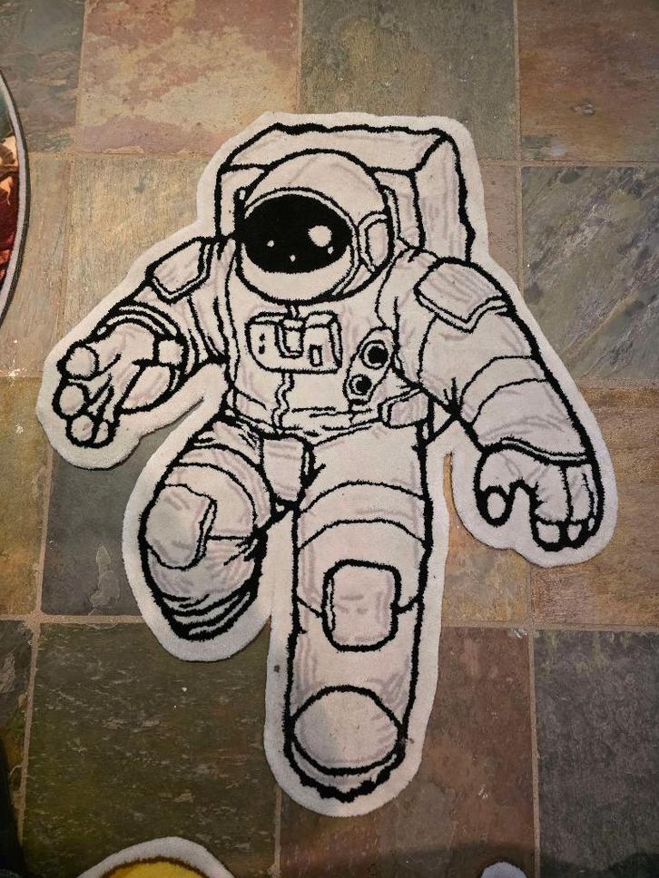 x4 Rugs made by me, Huis en Inrichting, Stoffering | Tapijten en Kleden, Zo goed als nieuw, 100 tot 150 cm, 100 tot 150 cm, Overige vormen