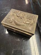 Japanse zilverkleurige tabaksdoos met drakenmotief, Ophalen of Verzenden