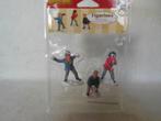 Lemax 62253 Snowball Fight  2A, Diversen, Kerst, Ophalen of Verzenden, Zo goed als nieuw