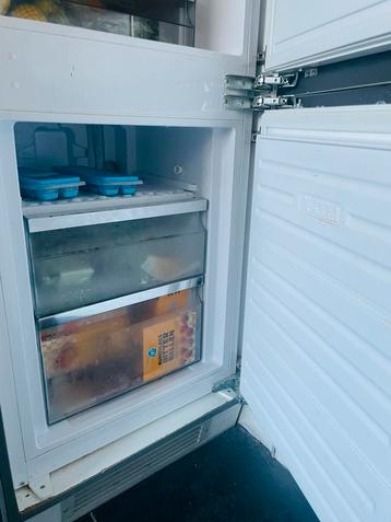 Built-in Fridge, excelent condition beschikbaar voor biedingen