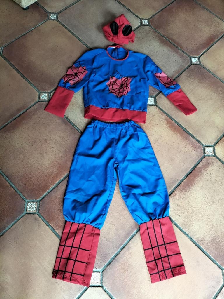 Spiderman Verkleedpak Maat 140, Kinderen en Baby's, Carnavalskleding en Verkleedspullen, Ophalen, Zo goed als nieuw, 134 t/m 140